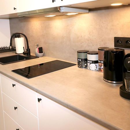 Falcon Apartment Center 4 Metro Swietokrzyska Warszawa Eksteriør billede